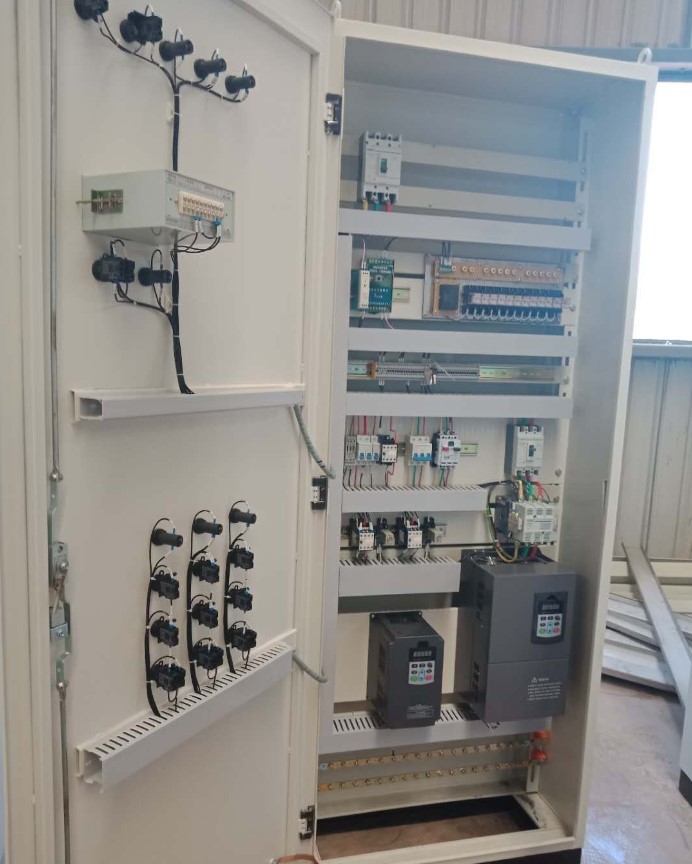 “三科變頻器”